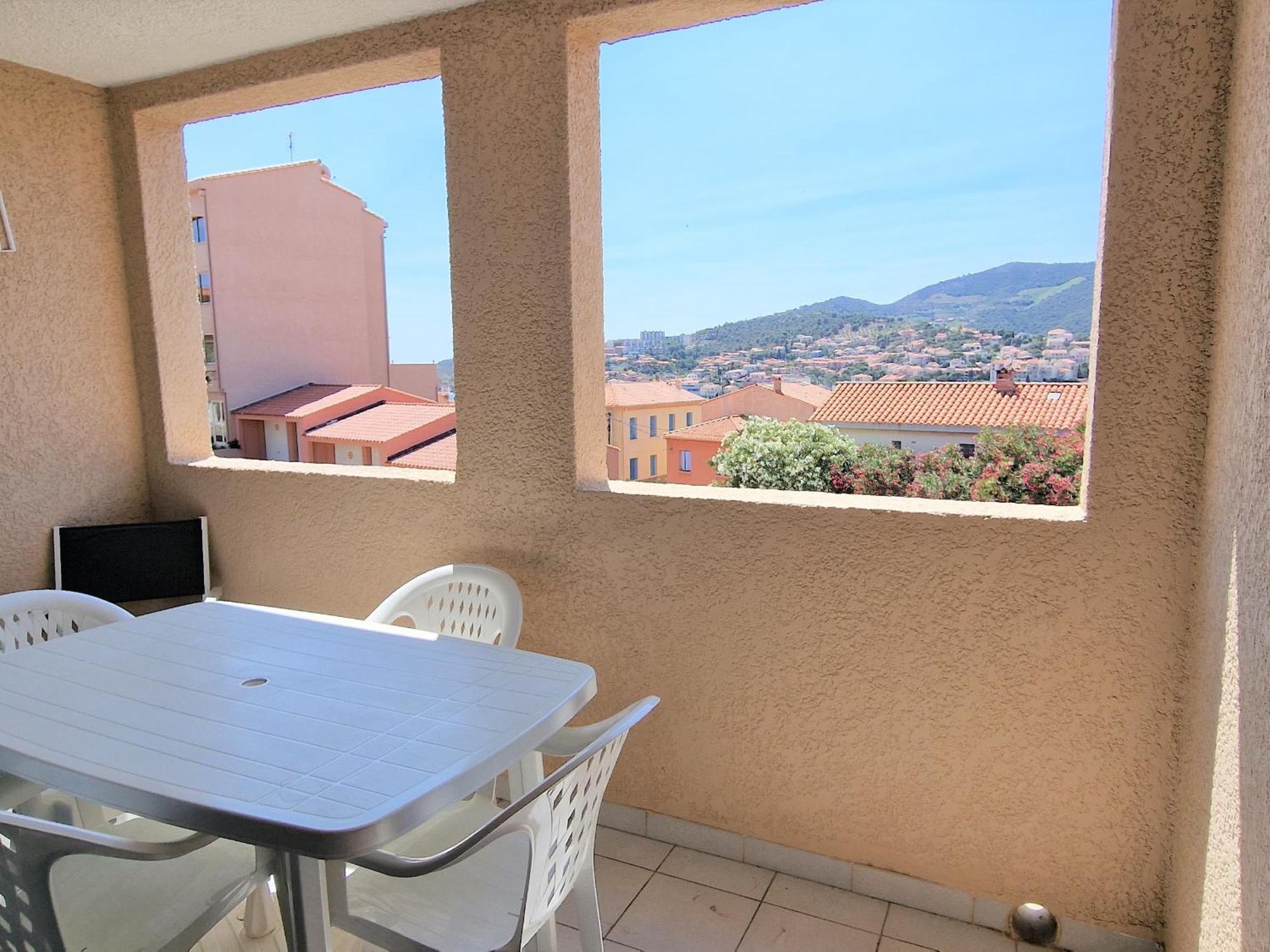 Banyuls-Sur-Mer: T2 Avec Terrasse Couverte Et Parking Privatif - Fr-1-309-146 Εξωτερικό φωτογραφία